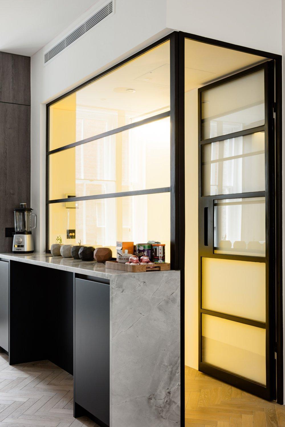 Modern Apartment & Rooms At Charing Cross ลอนดอน ภายนอก รูปภาพ