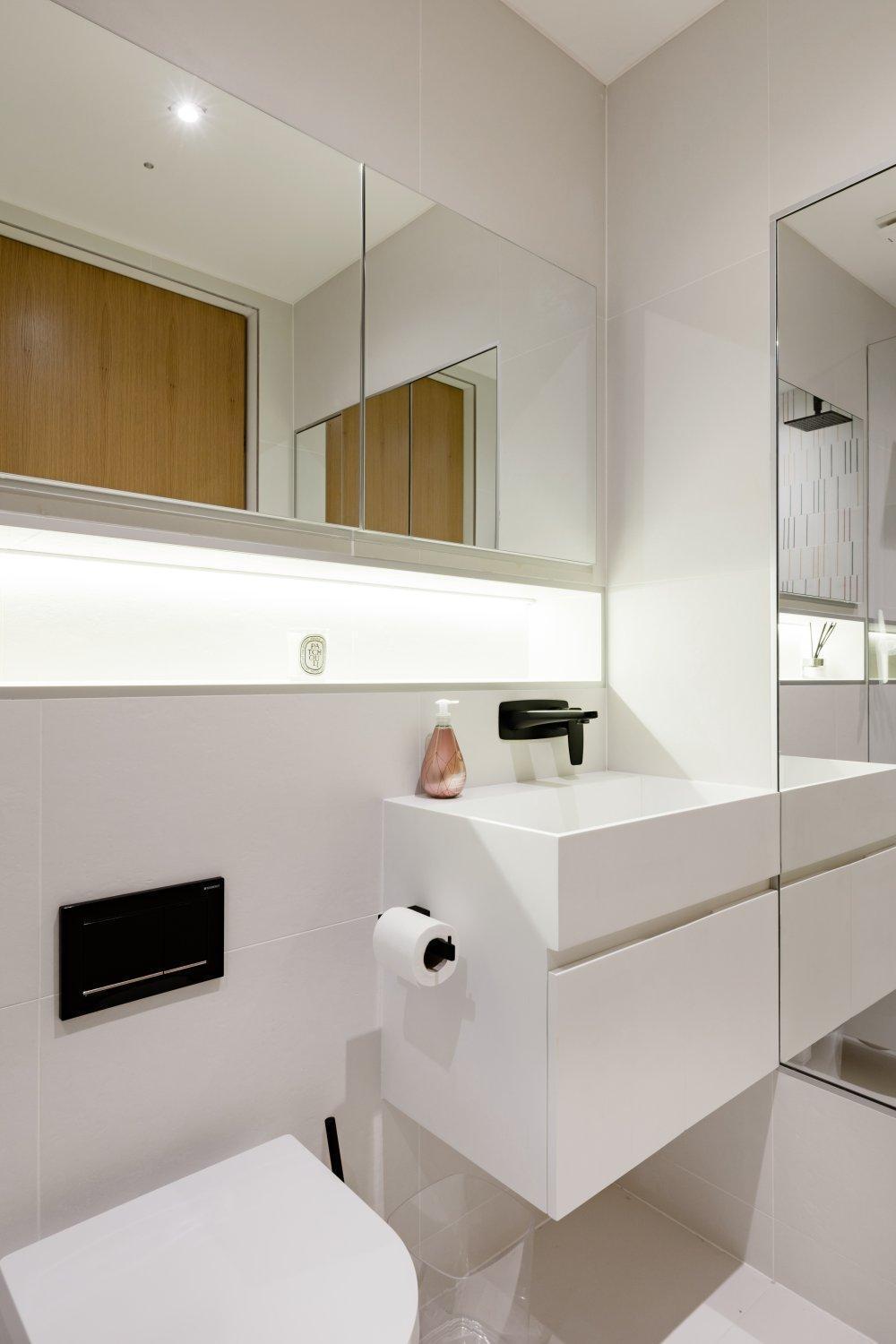 Modern Apartment & Rooms At Charing Cross ลอนดอน ภายนอก รูปภาพ